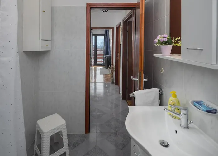 Apartment Apartment Kastelir III Kaštelir