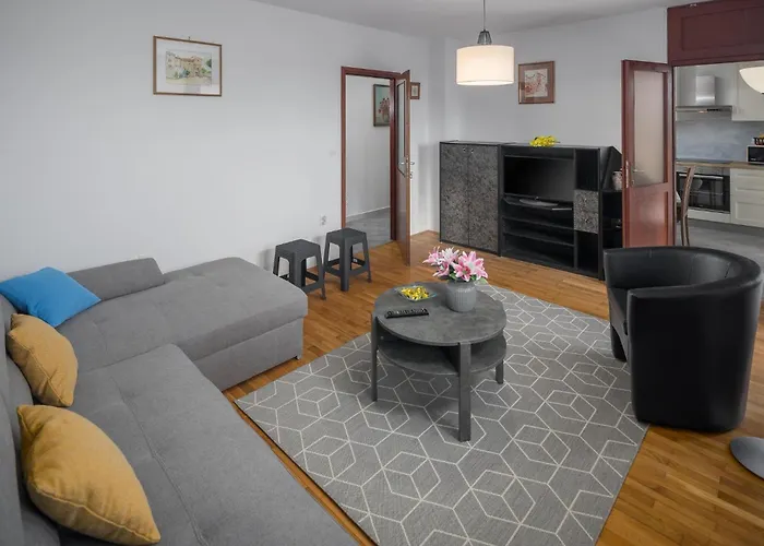 Apartment Kastelir III *