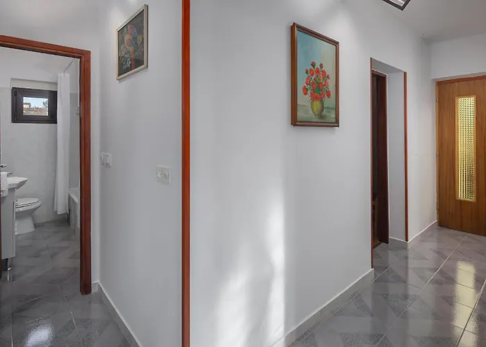 Apartment Apartment Kastelir III *